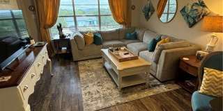 1307 sherry Lane unit: B Gallery 1