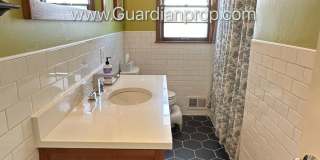 Nokomis Area Single Family Home, Very Clean, Dishwasher, 1 Car Garage, Available September Gallery 16