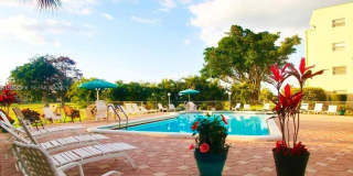 1035 Country Club Dr Gallery 1