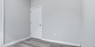 660 Public St Gallery 11