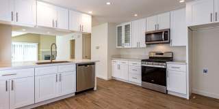 2 bedroom home with wonderful location A MILE FROM THE BEACH 2 bedroom home with wonderful location A MILE FROM THE BEACH Gallery 1