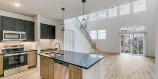 Burnett Lofts Gallery 36