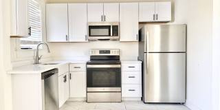 916 Park Boulevard - 916 916 Park Boulevard - 916 Gallery 1