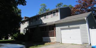 Salem 4 Bedroom Colonial for Rent! Gallery 1
