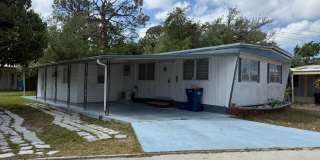 MAVEs FLDANA 106 52nd Ave Plaza W Gallery 1