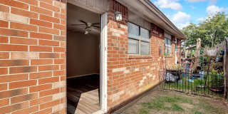 1709 Short Street Gallery 15