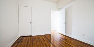 5300 S Michigan Ave Gallery 30