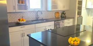 Beautiful 3 Bed/2 Bath in Downtown Colorado Springs! Gallery 9