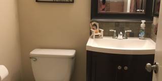 3 Bedroom Condo - End Unit For Lease Gallery 8