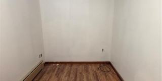 9 W 4th Street Gallery 8