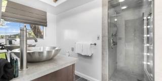 7275 Mulholland Dr Gallery 22