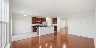 43849 KINGSTON STATION Terrace Gallery 18