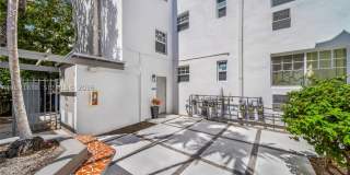 408 W 25th St Gallery 18