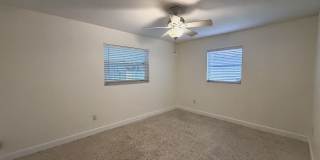 3/2/1 car garage in S. Ft. Myers Off Cypress Lake! Gallery 21