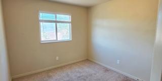 Hidden Valley Town Home Gallery 13