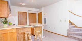 Quisling Terrace Apartments Gallery 8