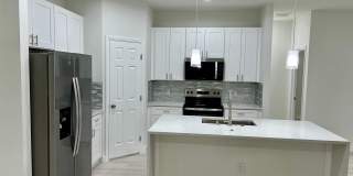 691 SAN FILIPPO Drive SE Gallery 3