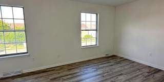 318 STONEBROOK Place Gallery 4