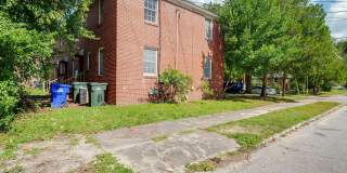 3 Bedroom 1.5 Bath Townhouse in Wagener Terrace - Charleston Peninsula Gallery 24