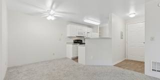 Cascadia Pointe Gallery 1