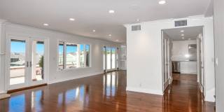 4 White Water Gallery 21