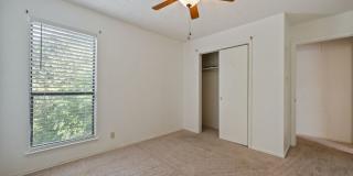 6406 BROOK CV Gallery 17