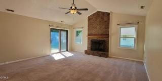 527 Raintree Circle Gallery 6