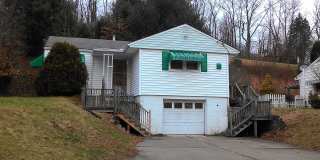 Single Family Home in Upper Yoder Township Gallery 1