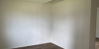 371 N Oak St Gallery 5