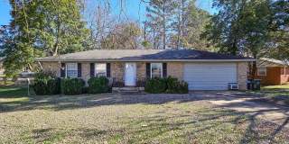 712 Larry Drive Gallery 1