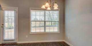 Fairview Station - Beautiful 4 / 2.5 - FENCED! Gallery 13