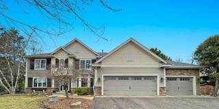 ***Minnetonka Schools*** Estate Quality Residence with stunning back yard, 2-story Great Room, Walk to Excelsior! Gallery 1