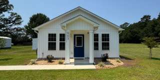 Pretty Perfect on Pecan Tree Lane! Gallery 1
