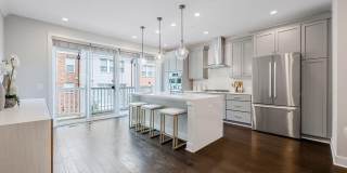 10326 GROSVENOR Place Gallery 5