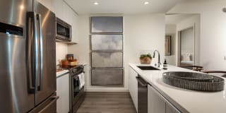 ARQ Gallery 16