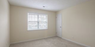 Holly Point Apartments Gallery 77
