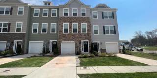 Beautiful 3bd 2.5bth garage town home in Odenton. Gallery 1