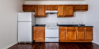 215 E 68th St Gallery 16