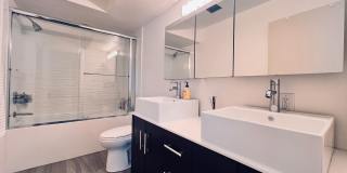 Mission Valley 2 Bedroom 2 1/2 Bath End Unit Townhome Gallery 9