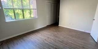 Spacious 3-Bedroom Condo with Lake Access in Point Arcadia – Updated Interiors & Prime Columbia Location | $1,650/mo Gallery 22