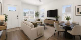 1 Bedroom home with Garage! Gallery 6