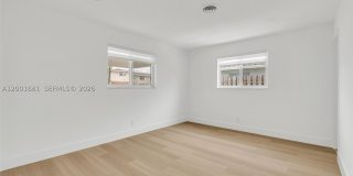 1611 NE 50th Ct Gallery 8