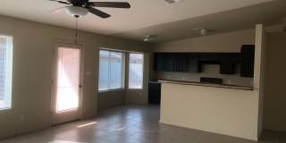 Beautiful Home in Saguaro! Gallery 7