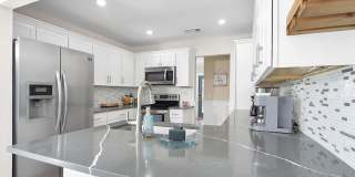 19 Pinehill Trail E Gallery 13