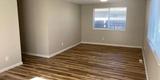 Spacious Single-Story Living with Modern Comforts and Outdoor Appeal Gallery 15