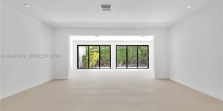 950 Bayamo Ave Gallery 11