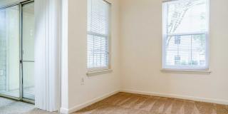 Woodlawn Village Gallery 10