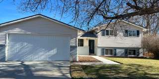 Beautiful Home Near Mcintosh Lake Gallery 1
