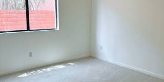 Spacious 2bd/2bath + Den home in gorgeous community (there's a lake!) Gallery 32