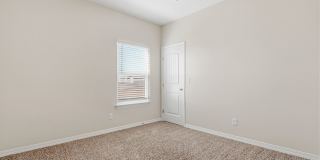 904 Keenland Ave Gallery 34